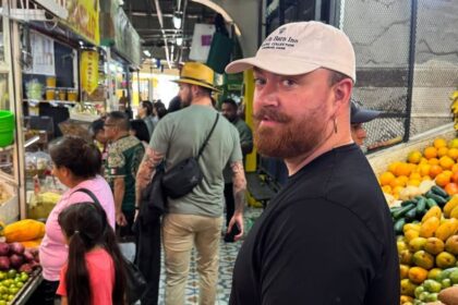 Sam Smith sorprende en Guadalajara comiendo tacos durante su visita a México