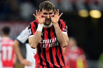 Santi Giménez, ‘amenazado’ por Milan: seis meses sin jugar si no sale