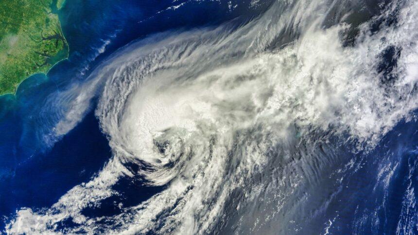 Se forma Iselle al oeste de Baja California Sur; no provocará lluvias