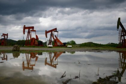 sheinbaum defiende el fracking para extraccion de gas tras criticas Sheinbaum defiende el "fracking" para extracción de gas tras críticas recibidas
