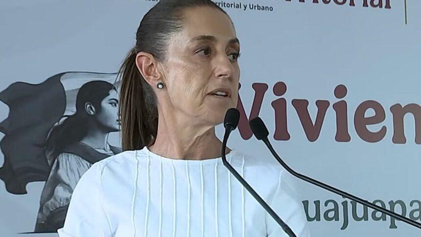Sheinbaum respalda a Murat tras abucheos; ignora su pasado priista en Oaxaca