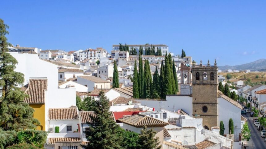 Sismo de magnitud 5 causa daños en viviendas y edificios del sur de España
