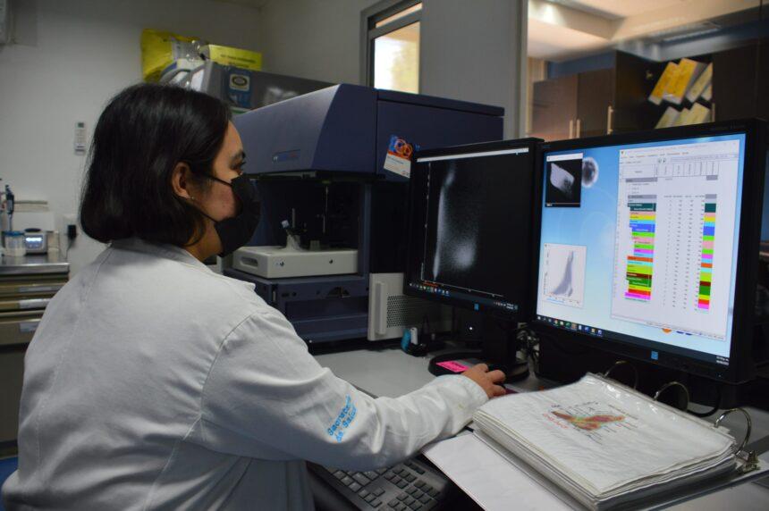 SSG conmemora 45 años del Laboratorio Estatal de Salud Pública
