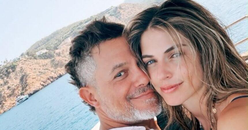 Stephanie Cayo aclara los rumores de embarazo relacionados con Alejandro Sanz