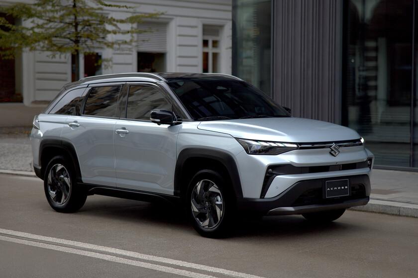 Suzuki Across establece precio en México y compite con Nissan y Kia
