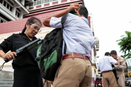 tailandia suspende emision de licencias para armas tras tiroteos en Tailandia suspende emisión de licencias para armas tras tiroteos en escuelas y gobierno