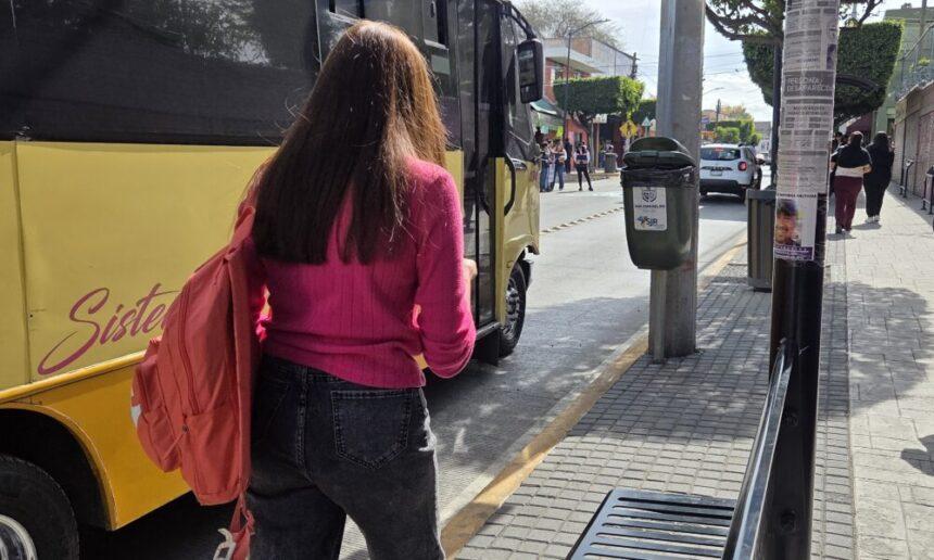 Transporte en Querétaro avanza lento con pagos con tarjeta