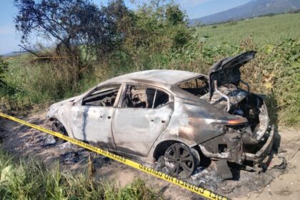 Tuxpan: hallan tres cuerpos calcinados dentro de un vehículo