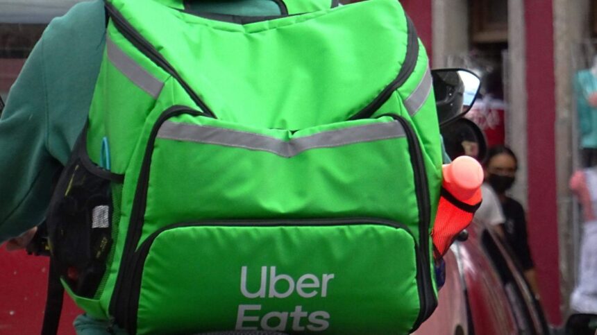 Uber implementa medidas de seguridad para motociclistas en León, Guanajuato