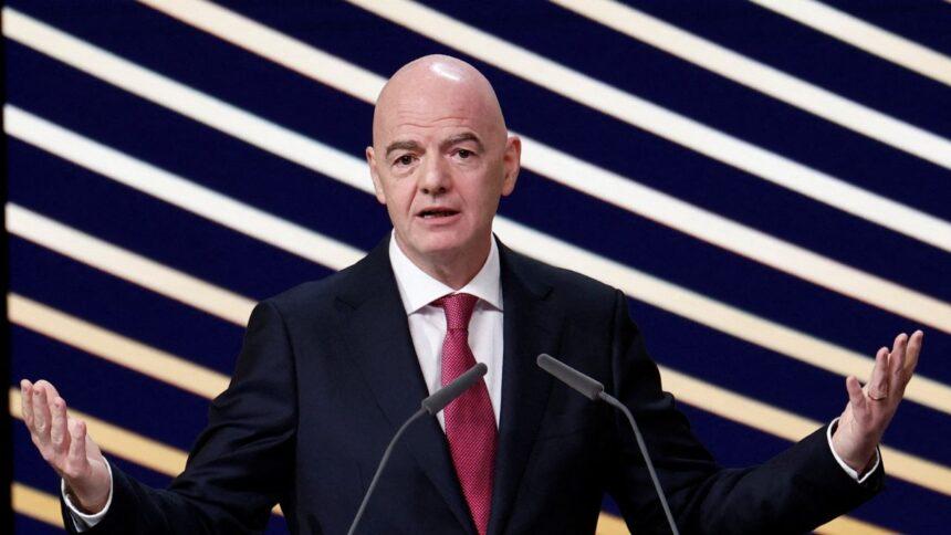 UEFA, Concacaf y AFC acusan a Infantino de engaño en venta del Mundial