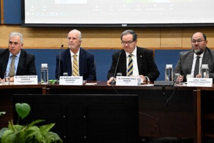 UNAM establece puntajes mínimos para examen de control tras fallas en línea
