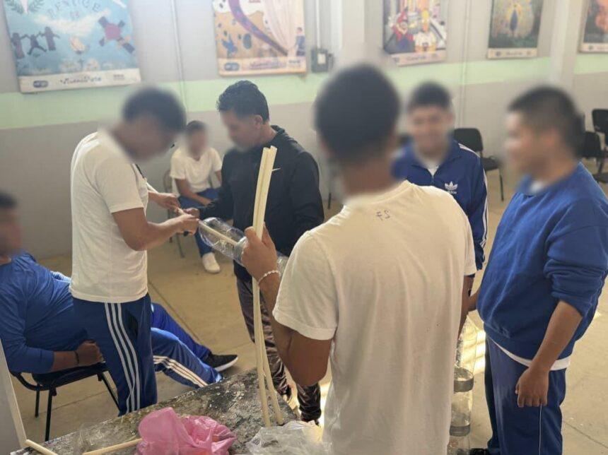 Adolescentes internados transforman reciclables en calentadores solares y logran segundo lugar nacional
