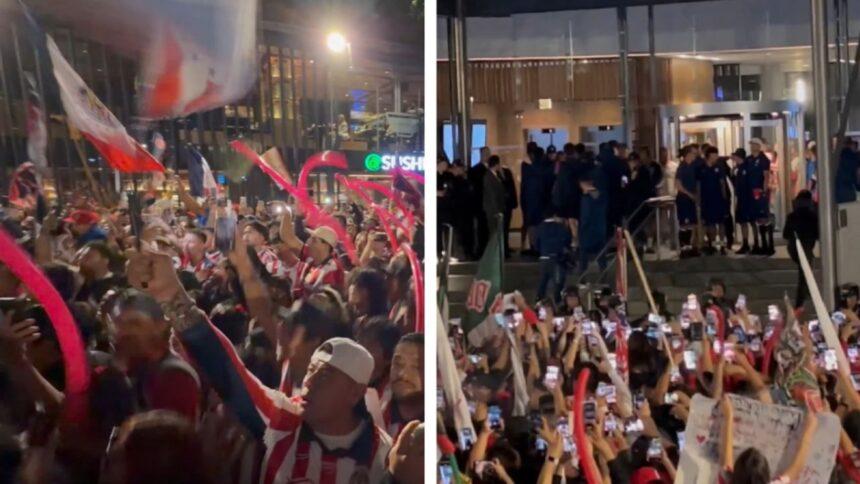 Aficionados brindan serenata a Chivas en CDMX previo al Clásico ante América