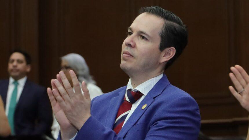 Alfredo Anaya refrenda compromiso con agenda Verde en Segundo Informe Legislativo