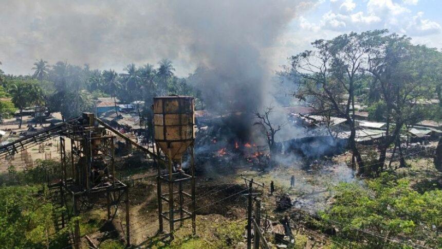 Ataque aéreo de militares de Myanmar mata al menos a 49 personas