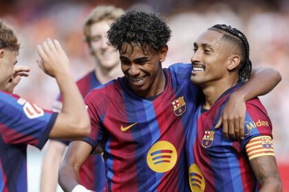 Barcelona golea al Valencia con doblete de Lamine Yamal y lidera LaLiga