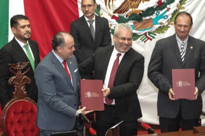 bedolla entrega quinto informe de gobierno ante el congreso estatal Bedolla entrega quinto informe de gobierno ante el Congreso estatal