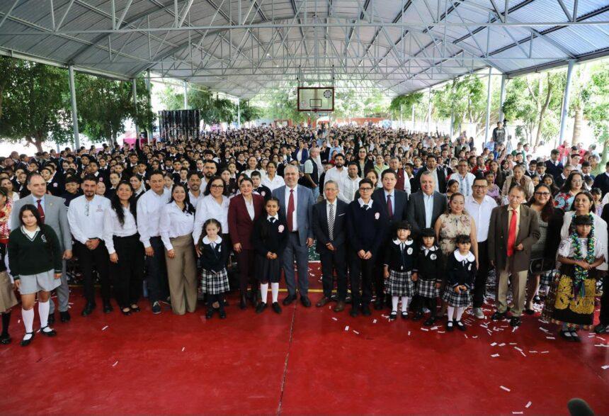 Bedolla fortalece la educación con inversión histórica y certeza laboral docente
