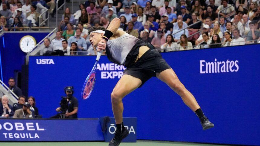 Ben Shelton y Carlos Alcaraz protagonizan espectacular punto en tie-break US Open