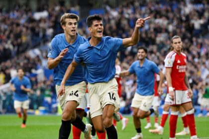 Brighton arrolla al Arsenal, que pierde el liderato de la Premier League