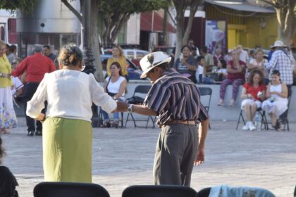 Cancelan danzones en León; denuncian control sobre bailes y sedes