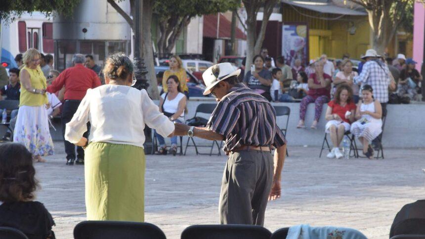 Cancelan danzones en León; denuncian control sobre bailes y sedes