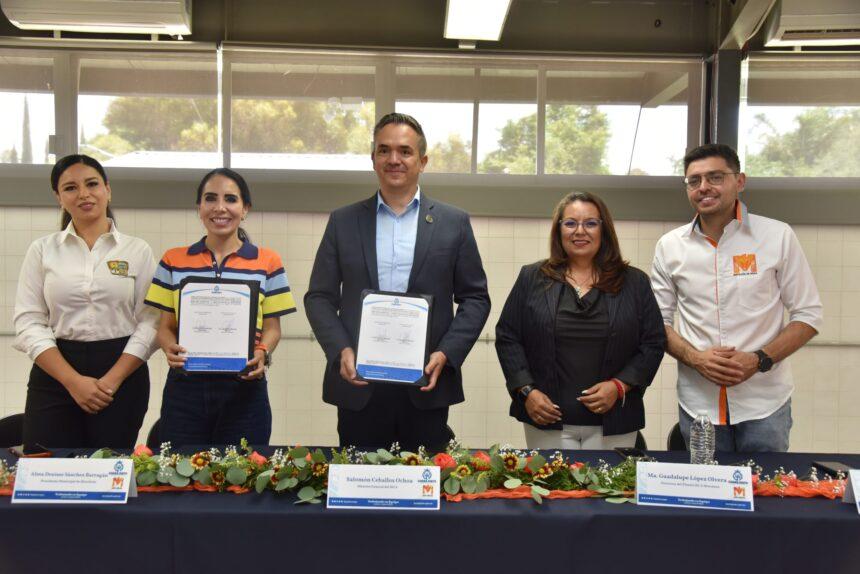 Capacitación beneficia a 150 habitantes y amplía oportunidades en Moroleón