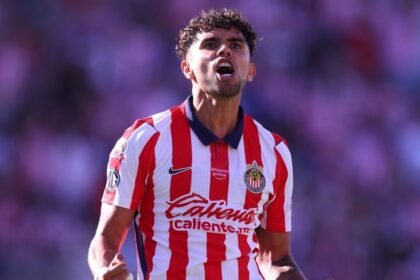Chivas golea al San Luis de visita y escala al segundo lugar