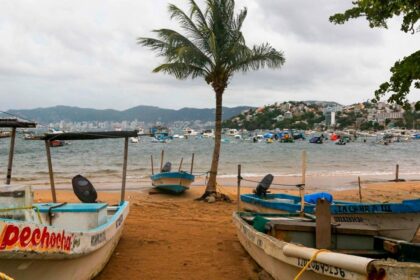 Cierran puertos del Pacífico por tormenta tropical Rachel y huracán Polo