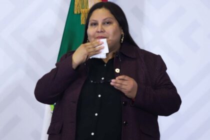 Citlalli Hernández se deslinda de propaganda con logo del Chapulín Colorado