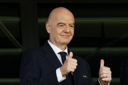 Concacaf y UEFA piden a FIFA 2 mil 100 millones para federaciones
