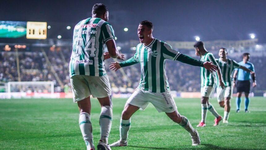 Corre al baño, vuelve al partido y anota el gol del triunfo