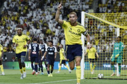 Cristiano Ronaldo anota golazo de cabeza y alcanza 979 goles profesionales