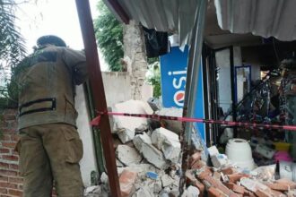 Deflagración por acumulación de gas deja dos heridos en Las Cañas