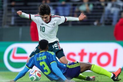 DT peruano elogia a Gilberto Mora por su nivel en el Tri