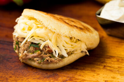El origen de las arepas: una historia compartida que pocos conocen