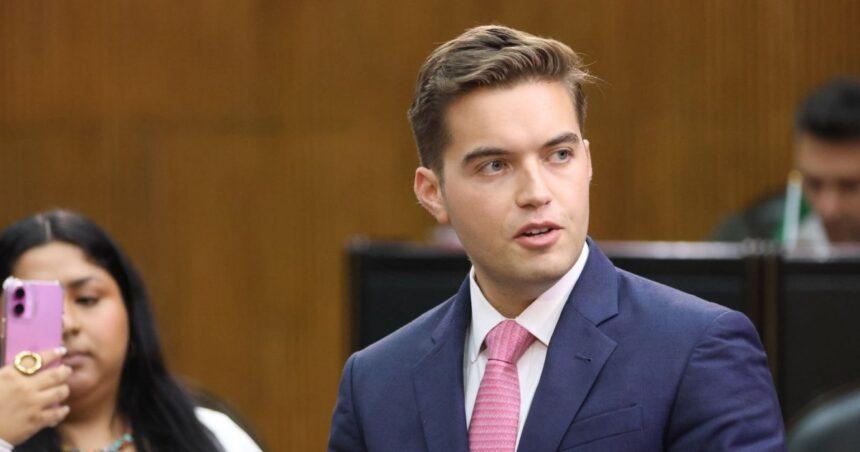 Elizondo cuestiona a Morena y su proceso interno rumbo a 2027