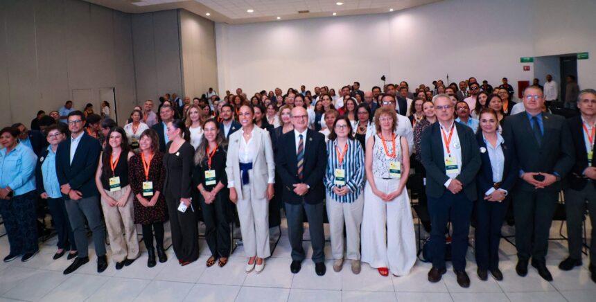 Especialistas de seis países conocen implementación de Leer a Tiempo en Guanajuato