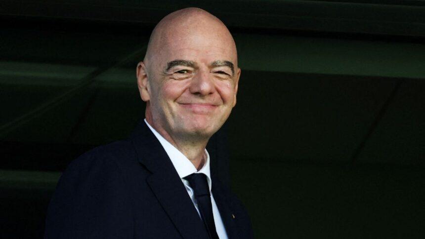 Federación Inglesa reclama a Infantino documentos del plan para privatizar el Mundial