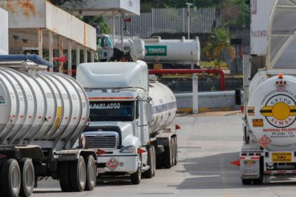 FGR señala que empresa del decomiso de huachicol no acredita origen legal