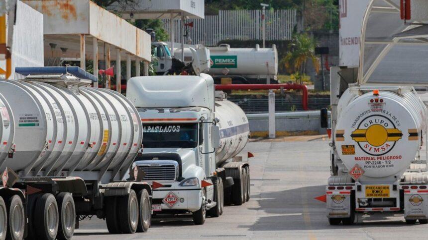 FGR señala que empresa del decomiso de huachicol no acredita origen legal