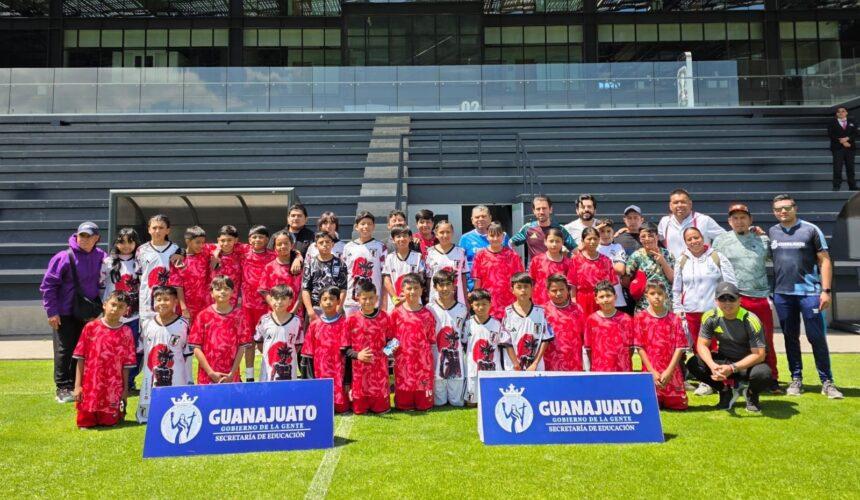 Ganadores del Minimundialito Escolar 2026 disputaron el título de campeón de campeones