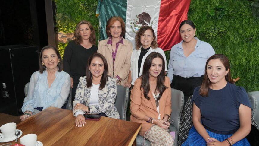 Gladyz Butanda fortalece diálogo con mujeres empresarias