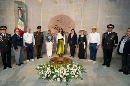 gobernadora conmemora 216 aniversario de la toma de la alhondiga Gobernadora conmemora 216 aniversario de la Toma de la Alhóndiga de Granaditas