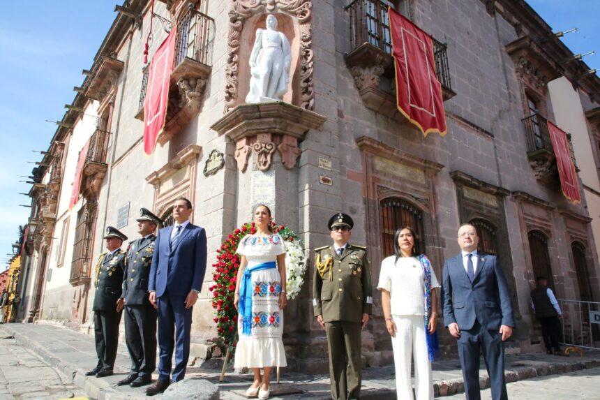 Gobernadora conmemora en San Miguel de Allende 216 aniversario de Independencia mexicana