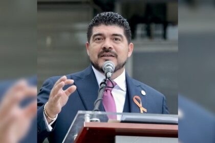 Gobierno de Veracruz descarta atentado; Zenyazen Escobar murió por herida de bala