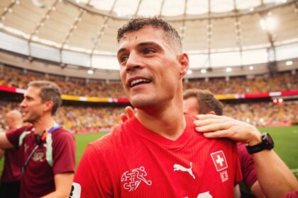 Granit Xhaka, apartado de la selección por falsificar certificado contra el Covid-19