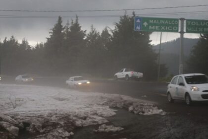 Granizada provoca inundaciones y caos vial en Toluca y poniente capitalino