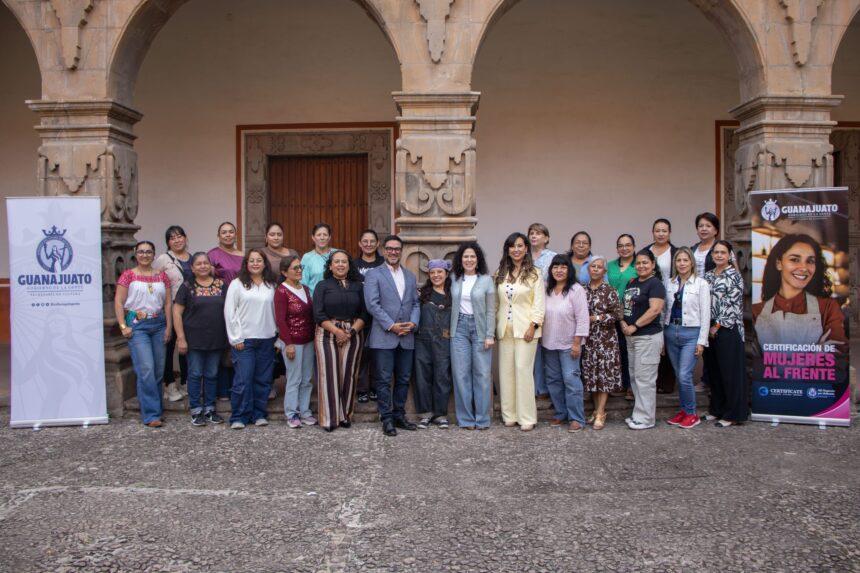 Inicia certificación comercial para mujeres artesanas y emprendedoras de Guanajuato