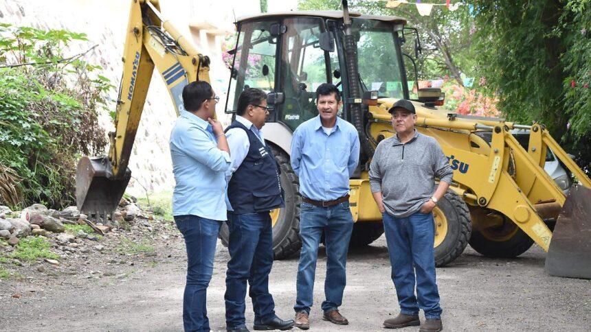 inicia obra de la calle las rosas en el saucillo Inicia obra de la calle Las Rosas en El Saucillo, Cuerámaro